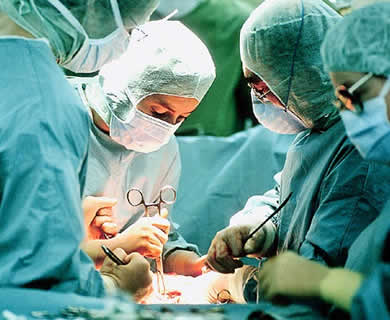 http://www.dakwatuna.com/wp-content/uploads/2011/07/operasi-transplantasi-organ-tubuh.jpg