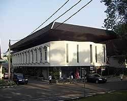 Masjid Al-Ghifari IPB Bogor (Firdaus Usman)
