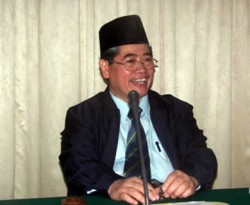 Guru Besar Universitas Islam Negeri (UIN) Sunan Kalijaga Yogyakarta, Prof DR H. Atho' Mudzhar. (kepri.kemenag.go.id)