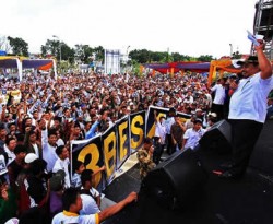 Apel PKS Siaga Pemilu 2014 di Gelanggang Remaja Pekanbaru, Jalan Sudirman, Pekanbaru, Riau, Rabu (9/1/2012). (Dok DPP PKS / Arief Kamal)