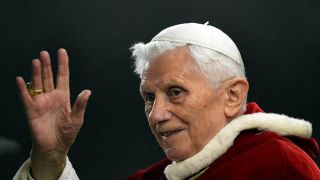 Paus Benediktus XVI. (AFP PHOTO / ALBERTO PIZZOLI)