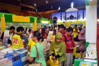 Suasana Islamic Book Fair 1434/2013. (kompasiana / Benny Rhamdani)