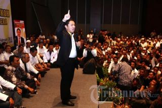 Presiden PKS menyampaikan orasinya saat konsolidasi internal PKS di Santika Hotel Medan, Selasa (5/2/2013). (tribunnews)