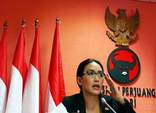 Rieke Diah Pitaloka, anggota Dewan Perwakilan Rakyat (DPR) periode 2009-2014 dari PDIP dari Daerah Pemilihan Jawa Barat II. (rimanews.com)