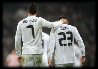 Ronaldo dan Ozil. (ronaldo7.net)
