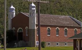 Salah Satu Masjid di Kanada (alarabiya.net)
