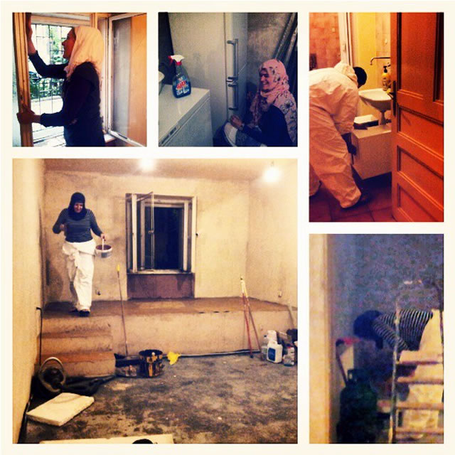Strong sister Anetta leads another sisters to build the kitchen. (Bidadari Azzam)