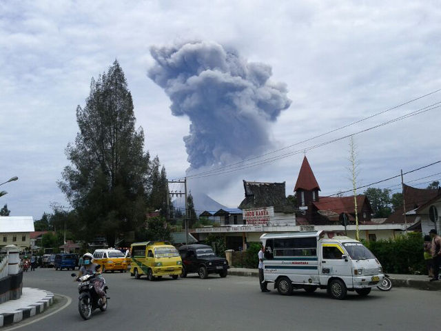Contoh Berita Gunung Sinabung - Simak Gambar Berikut