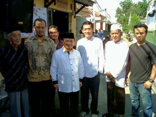 Jazuli Juwaini di tengah Masyarakat Banten