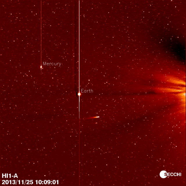 Komet Encke dan komet ISON tanggal 25 November 2013. (earthsky.org)