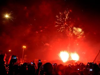 Perayaan Tahun Baru identik dengan Pesta Kembang Api  (inet)
