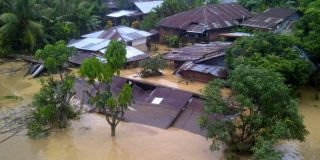 Banjir Bandang yang menerjang Manado pada Rabu, 15/1 (Foto: merdeka.com)