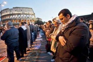 Komunitas Muslim Italia - inet (Foto: cdn.ar.com)