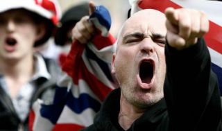 Neo-Nazi di Inggris (muslimvillage.com)