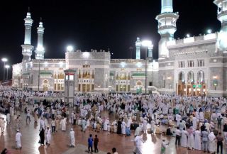 Jamaah Haji di pelataran Masjidil Haram. (jurnalhaji.com)
