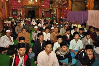 Kajian Islam Dirasah Islamiyah di Hotel Yochi’s Wonokerto. Rabu (5/3)  Foto: BWA