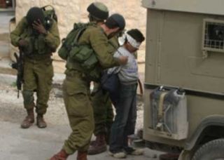 Tentara Israel menangkap anak-anak Palestina yang di bawah umur (paltimes)