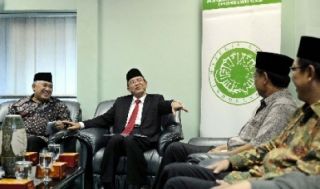 Ketua MUI Din Syamsuddin dan Menteri Agama Suryadharma Ali - Republika.co.id
