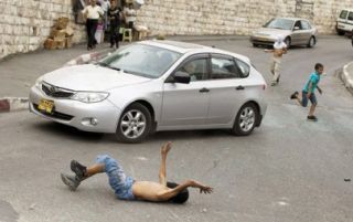 Aksi tabrak sengaja warga Palestina oleh warga Israel (paltimes)