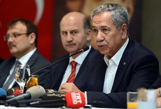 Wakil perdana menteri Turki, Bulent Arinc (aa.com.tr)