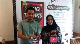 Teuku Wisnu dan Fahira Idris saat peluncuran buku  Gerakan Anti Miras, 'Say: No, Thanks', Senin (3/3) - Foto: tribunnews.com