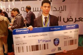 Abdullah 'Ashem saat memenangkan kompetisi Intel di Mesir (islammemo)