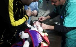 Balita Palestina yang terluka akibat serangan udara Israel (paltimes)