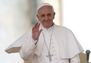 Paus Fransiskus - reformata.com