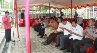 Doa bersama yang di gelar KPU Kota Samarinda, Sabtu (5/4) - Foto: Nastar/dakwatuna.com