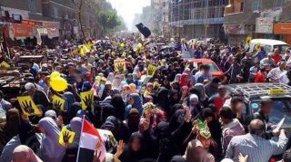 Aksi demo damai rakyat Mesir menentang kudeta militer (islammemo)