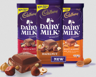 Cadbury Dairy Milk Hazelnut, Salahsatu coklat Cadbury yang mengandung Enzim Babi dan beredar di Malaysia - (ceritasemasa.com)