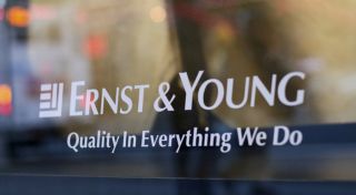 Ernst & Young, Pusat Penelitian Perbankan Syariah Global - (123naukri.com)