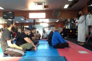 Brotherhood Boxn, Gym yang digunakan untuk Shalat Jumat terletak di daerah Bankstown di Sydney, Australia, - (tribunnews.com)