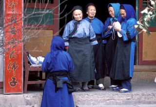 Warga Muslim Uighur (Al-Hayat)