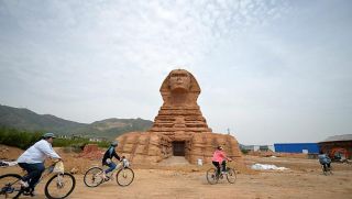 Replika Sphinx di China (straitstimes.com)