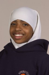 Bilqis Abdul-Qaadir, Seorang Muslimah AS yang menjadi bintang Basket.  (masslive.com)