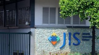 Jakarta International School (JIS).  (asatunews.com)