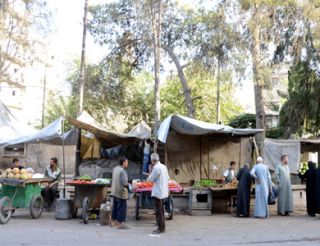 Salah satu pasar di Aleppo yang lengang (Al-Quds)