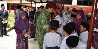 Murid Sekolah Negeri di Brunei.  (inilah.com)