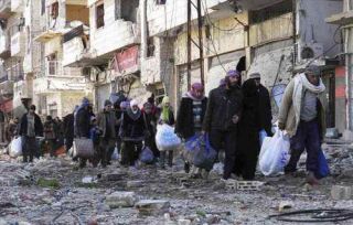 Warga Suriah tinggalkan rumah-rumah mereka untuk selamatkan diri (islammemo)