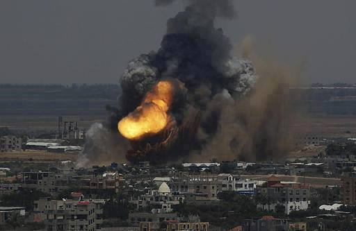 Salah satu serangan udara yang dilancarkan Israel di Gaza (Islamion)