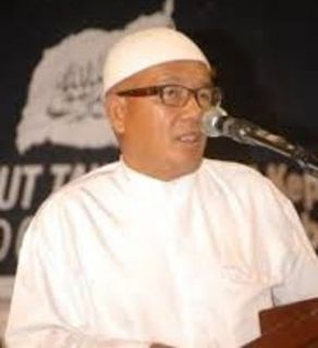 Ketua Majelis Ulama Indonesia (MUI) Provinsi Kepri, Tengku Azhari Abbas. (http://kepri.kemenag.go.id)