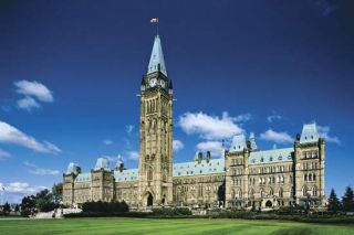 Gedung parlemen Kanada (media.web.britannica.com)