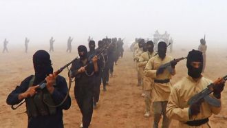 Ilustrasi - Pasukan organisasi ISIS. (alarabiya.net)