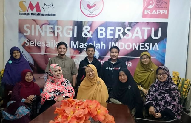 Silaturahim AILA Indonesia, ITJ, dan GENAM di Rumah Damai Indonesia (RDI), Selasa (19/8/2014), yang membahas tentang maraknya propaganda LGBT. (ist)