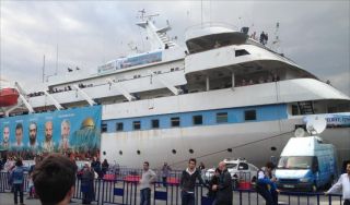Kapal Mavi Marmara dalam pelayaran Armada Kebebasan I (aljazeera.net)