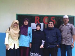Kunjungan BASEFOR (Banten Sharia Economics Forum) STEI SEBI ke Radio Cempaka Suara (RCS), Rempoa – Tangerang Selatan. (khafa/basefor/steisebi)