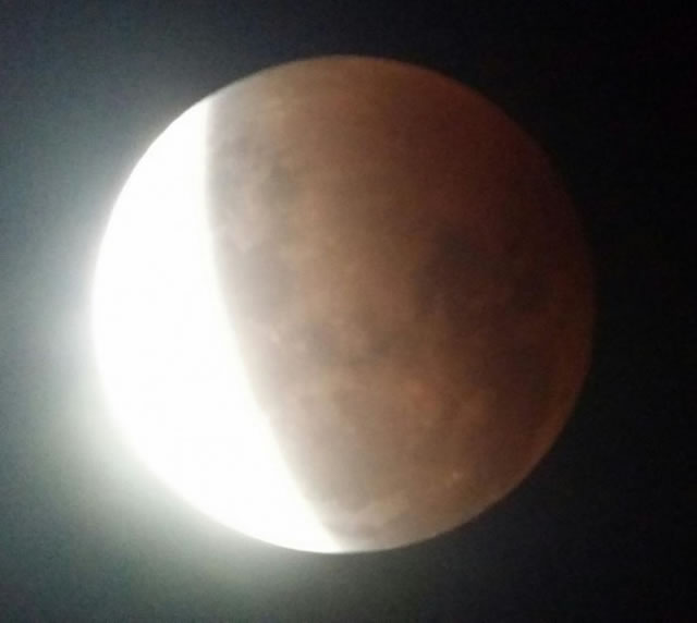Berdarah gerhana bulan Blood Moon: