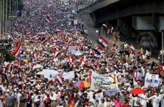 Aksi anti kudeta militer di Mesir. (Islammemo.cc)