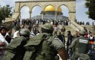 Serangan pasukan Israel ke Masjidil Aqsa (ilustrasi). (nablustv.net)